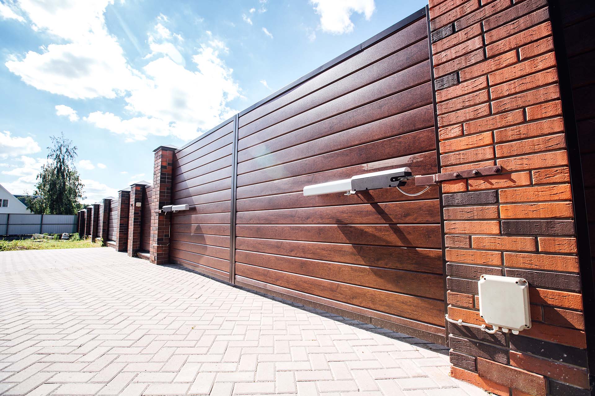 Pyramid Security Looking to enhance your property’s security and convenience? We offer top-notch automatic gate services tailored to your needs. Our expert team provides installation, maintenance, and repair for a wide range of gate systems, ensuring seamless operation and peace of mind. With advanced technology and customizable options, we ensure your automatic gate delivers both functionality and style.